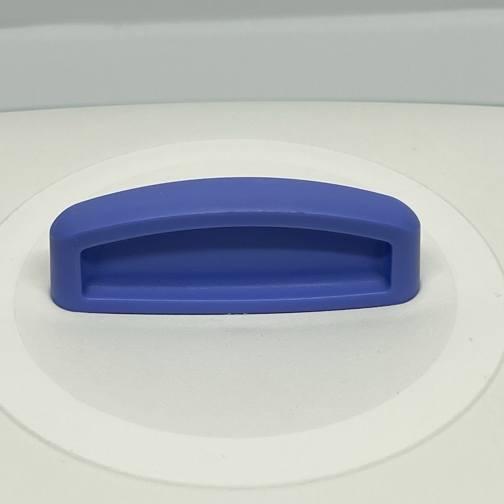 13" Tupperware 7 1/4 Cup Legacy Microwave Serving Dish Tray Oval Teal White Lid - Picture 9 of 12
